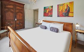 Host & Stay - St Denys View